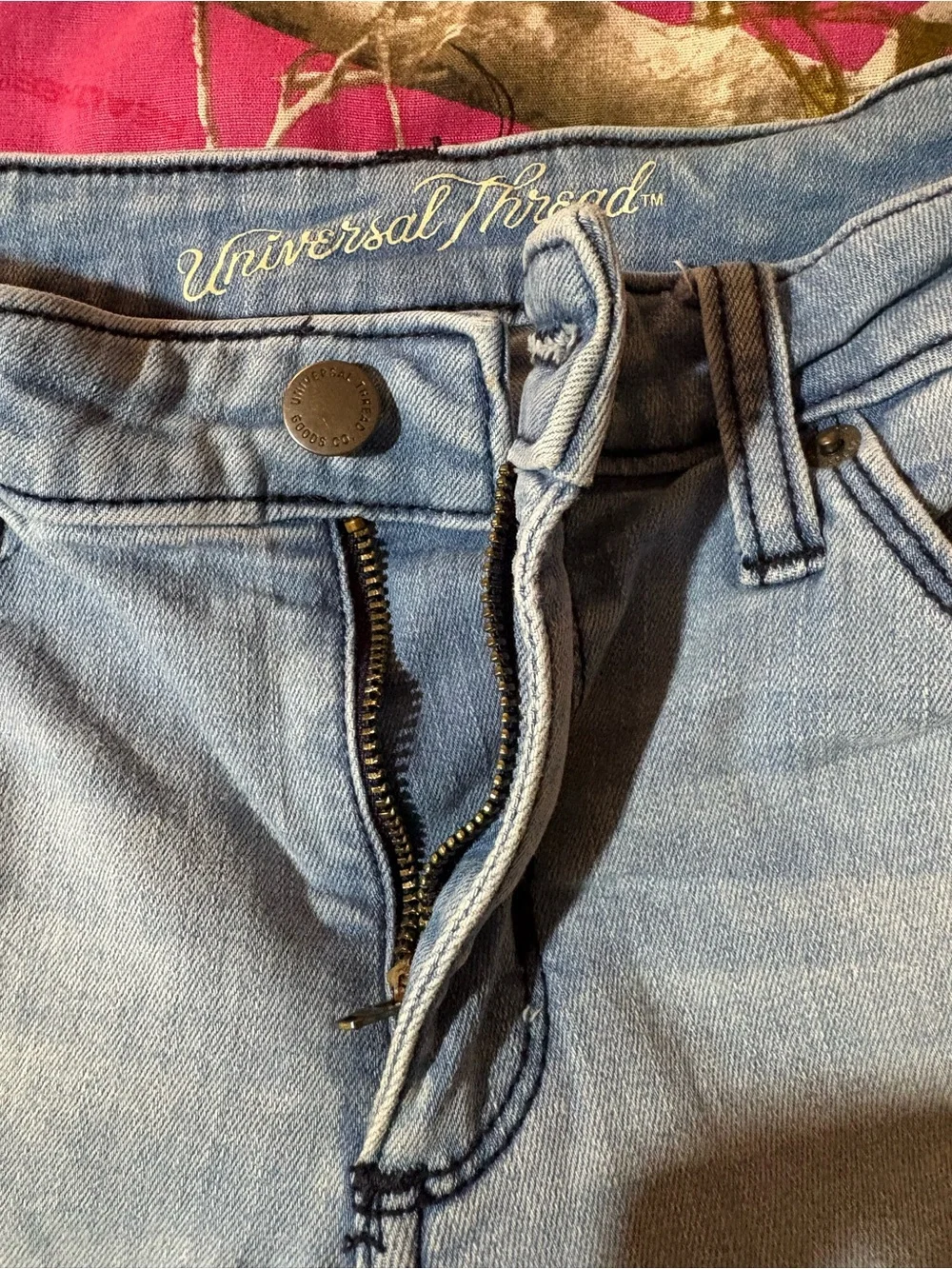 Universal Thread Light Wash Women's Jeans with Red Floral Embroidery